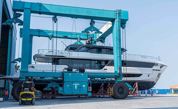 "ماجستي لليخوت" تعزّز حضورها العالمي مع إطلاق ماجستي 100 تراس